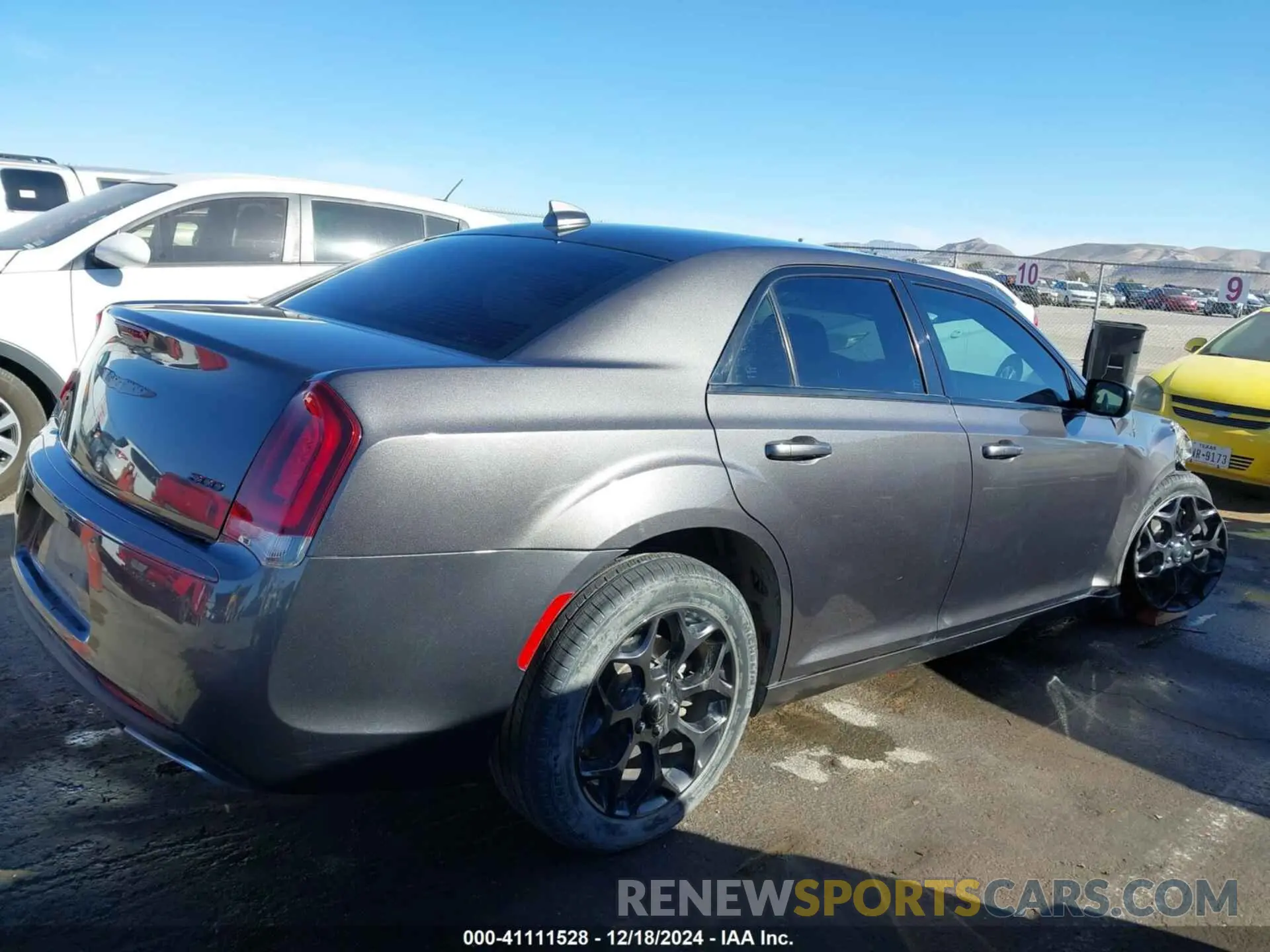 14 Фотография поврежденного автомобиля 2C3CCARG8LH225670 CHRYSLER 300 2020