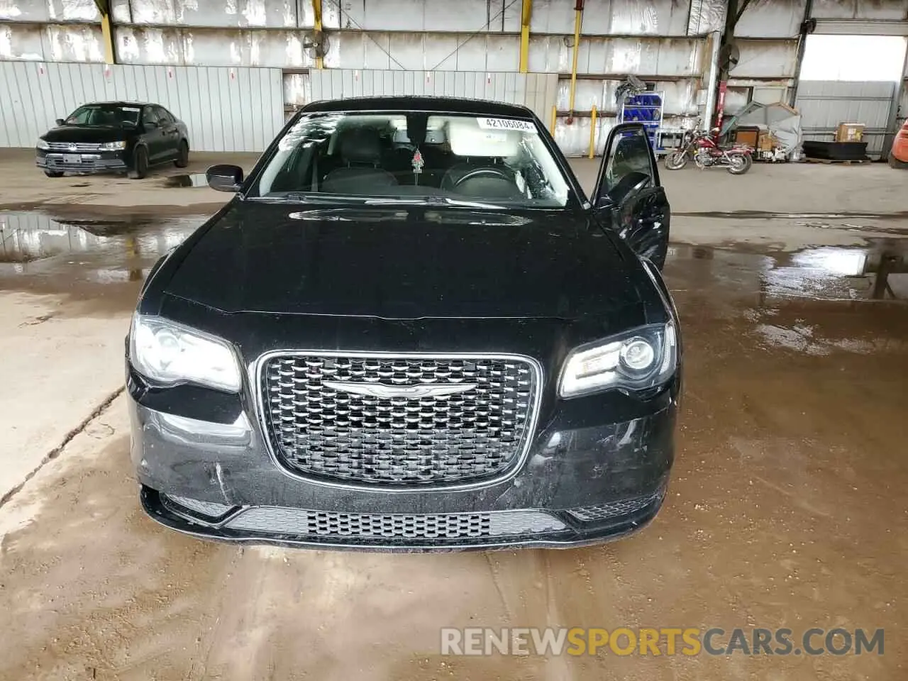 5 Photograph of a damaged car 2C3CCAAG2MH617850 CHRYSLER 300 2021