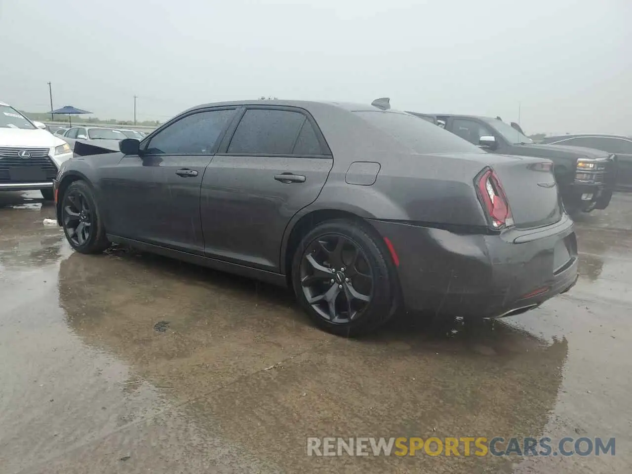 2 Фотография поврежденного автомобиля 2C3CCAAG4MH515787 CHRYSLER 300 2021
