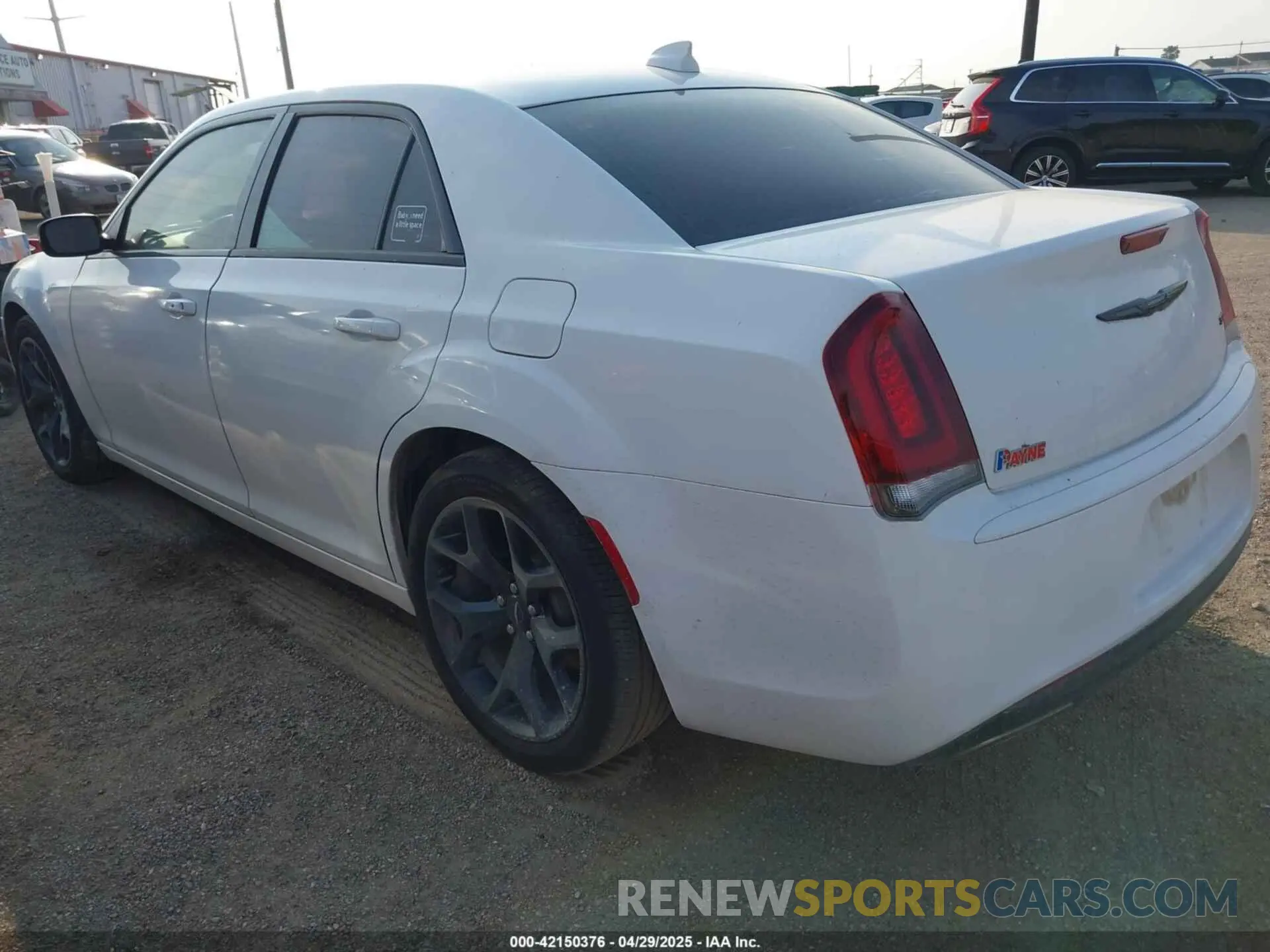 3 Photograph of a damaged car 2C3CCAAG5MH649188 CHRYSLER 300 2021