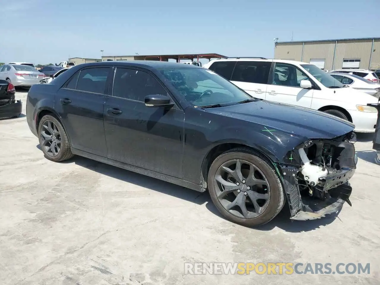 4 Фотография поврежденного автомобиля 2C3CCAAG6MH598980 CHRYSLER 300 2021
