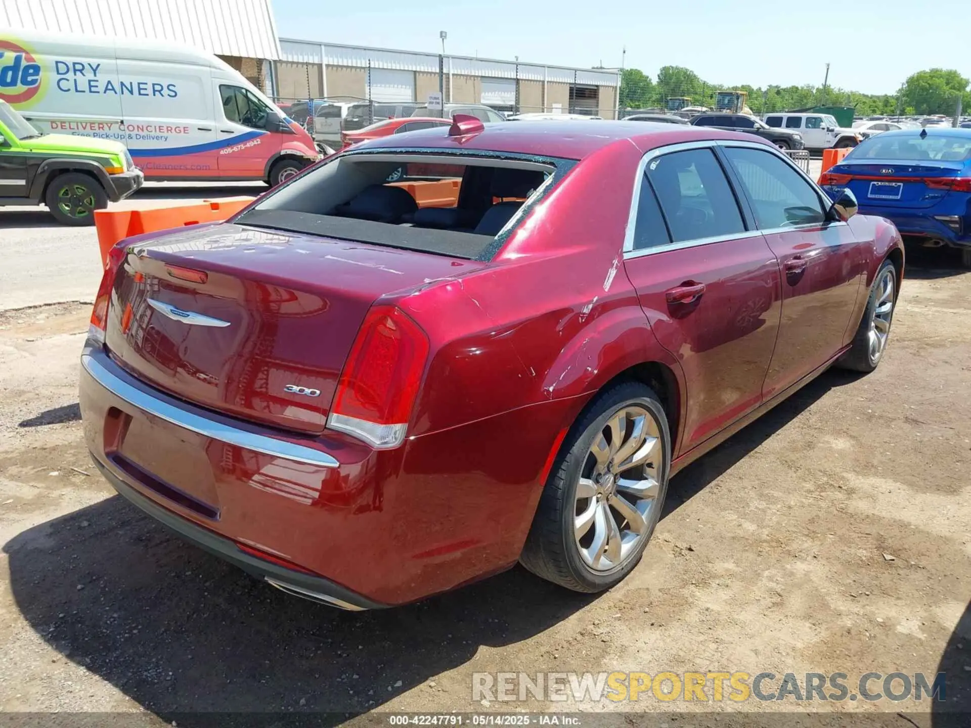 4 Photograph of a damaged car 2C3CCAAG7MH516187 CHRYSLER 300 2021