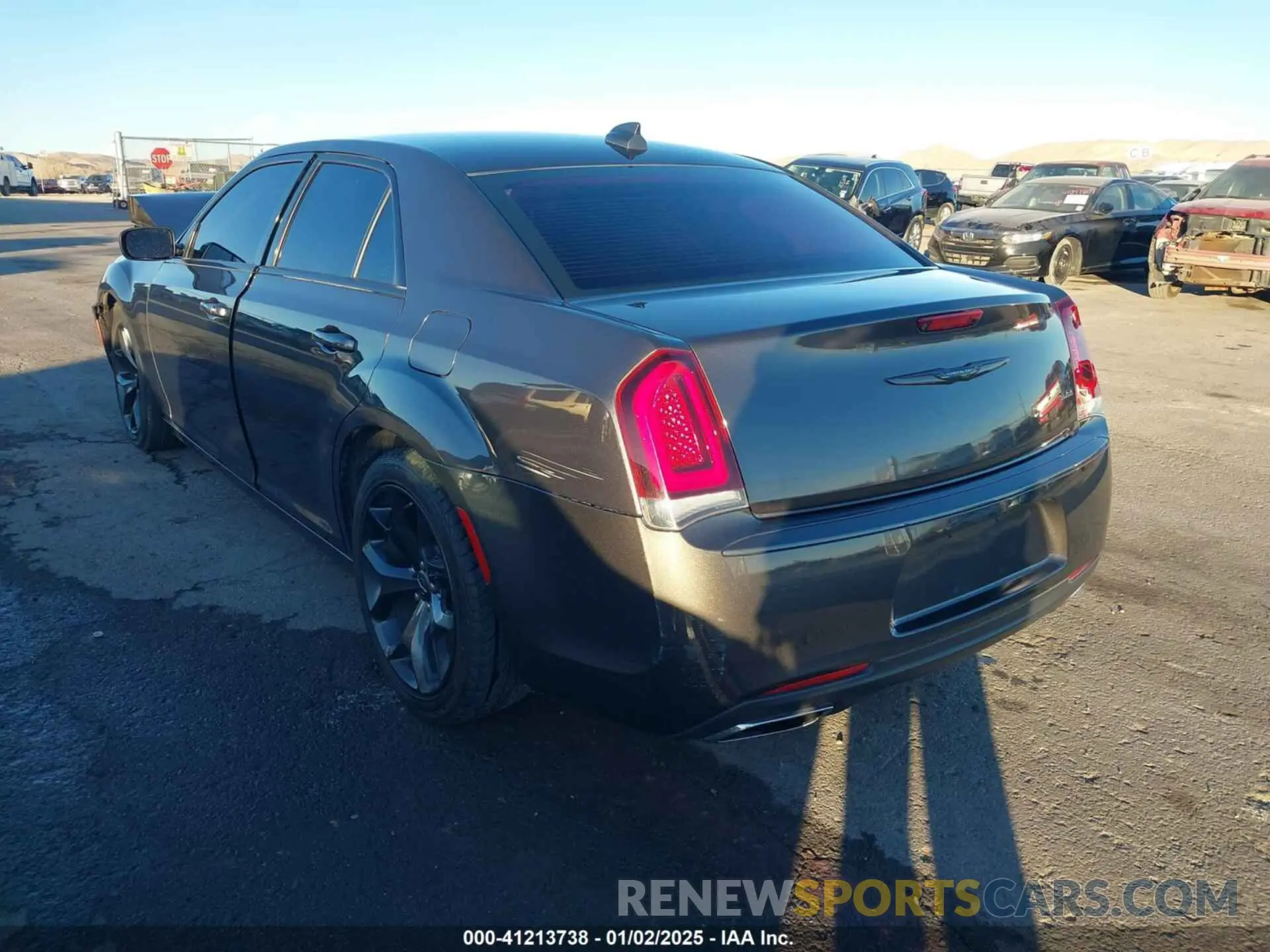 3 Фотография поврежденного автомобиля 2C3CCAAG8MH530518 CHRYSLER 300 2021