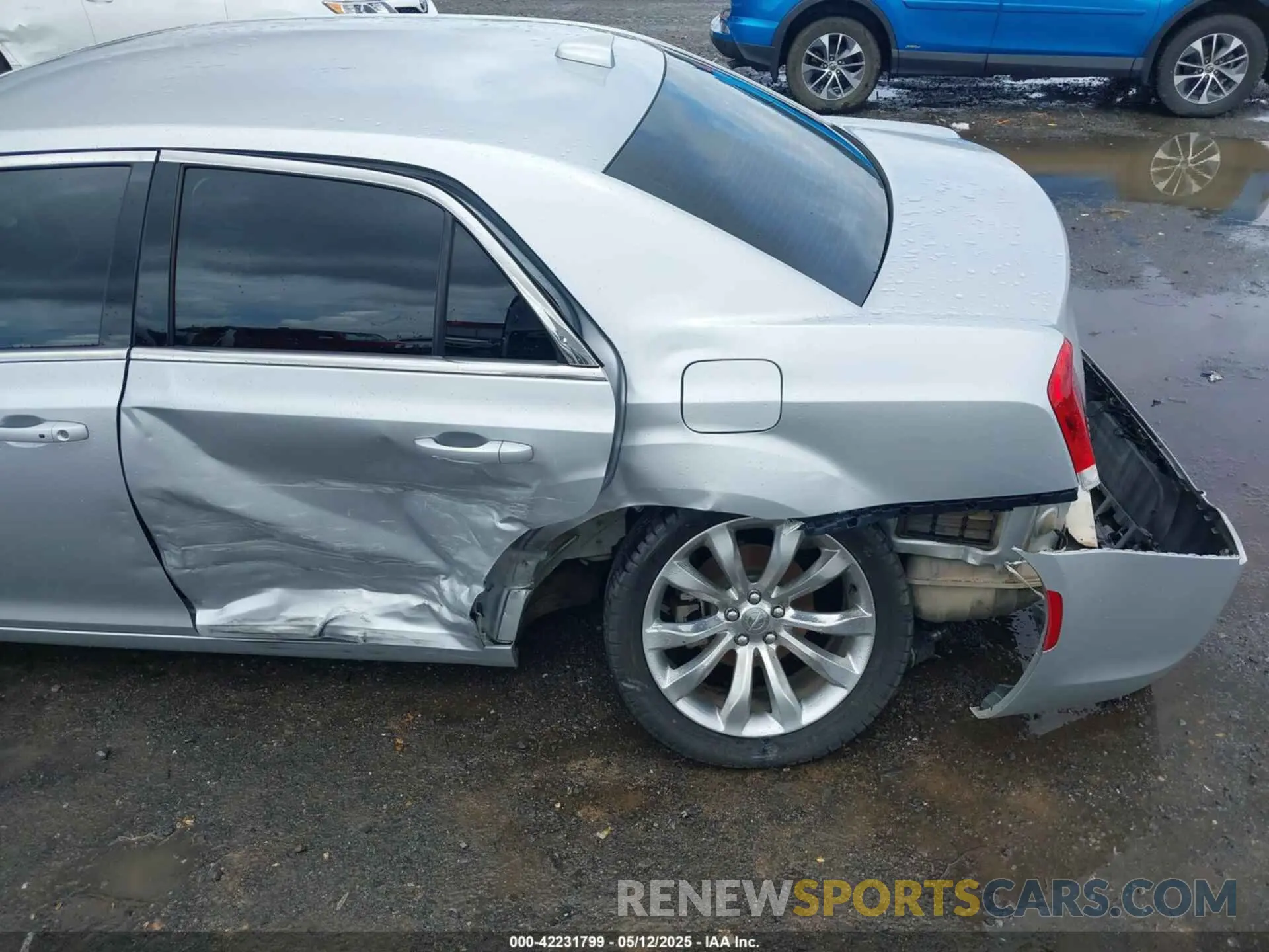 6 Фотография поврежденного автомобиля 2C3CCAAGXMH583429 CHRYSLER 300 2021