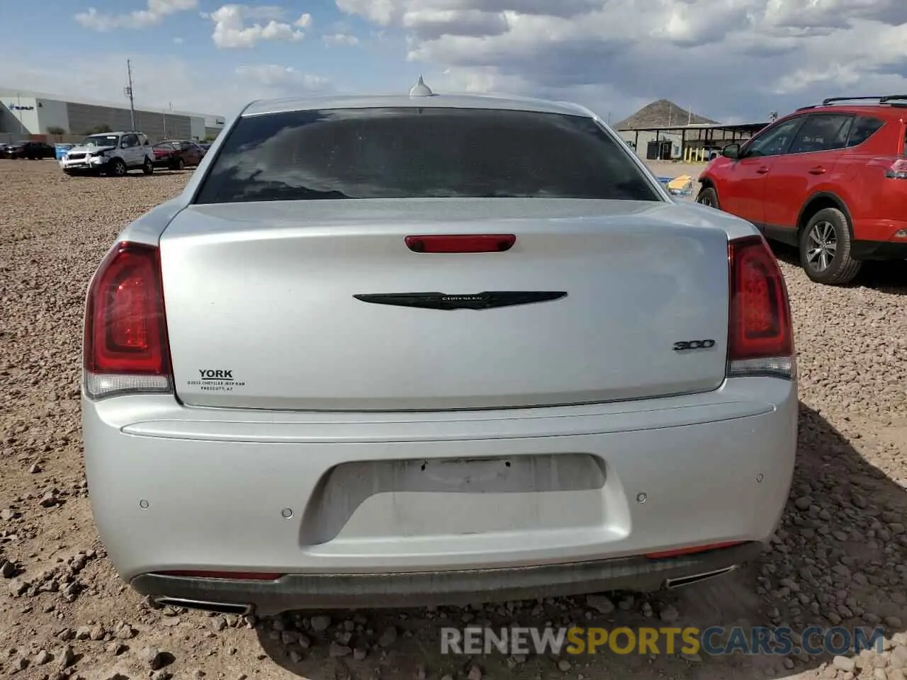 6 Photograph of a damaged car 2C3CCAAGXMH654144 CHRYSLER 300 2021