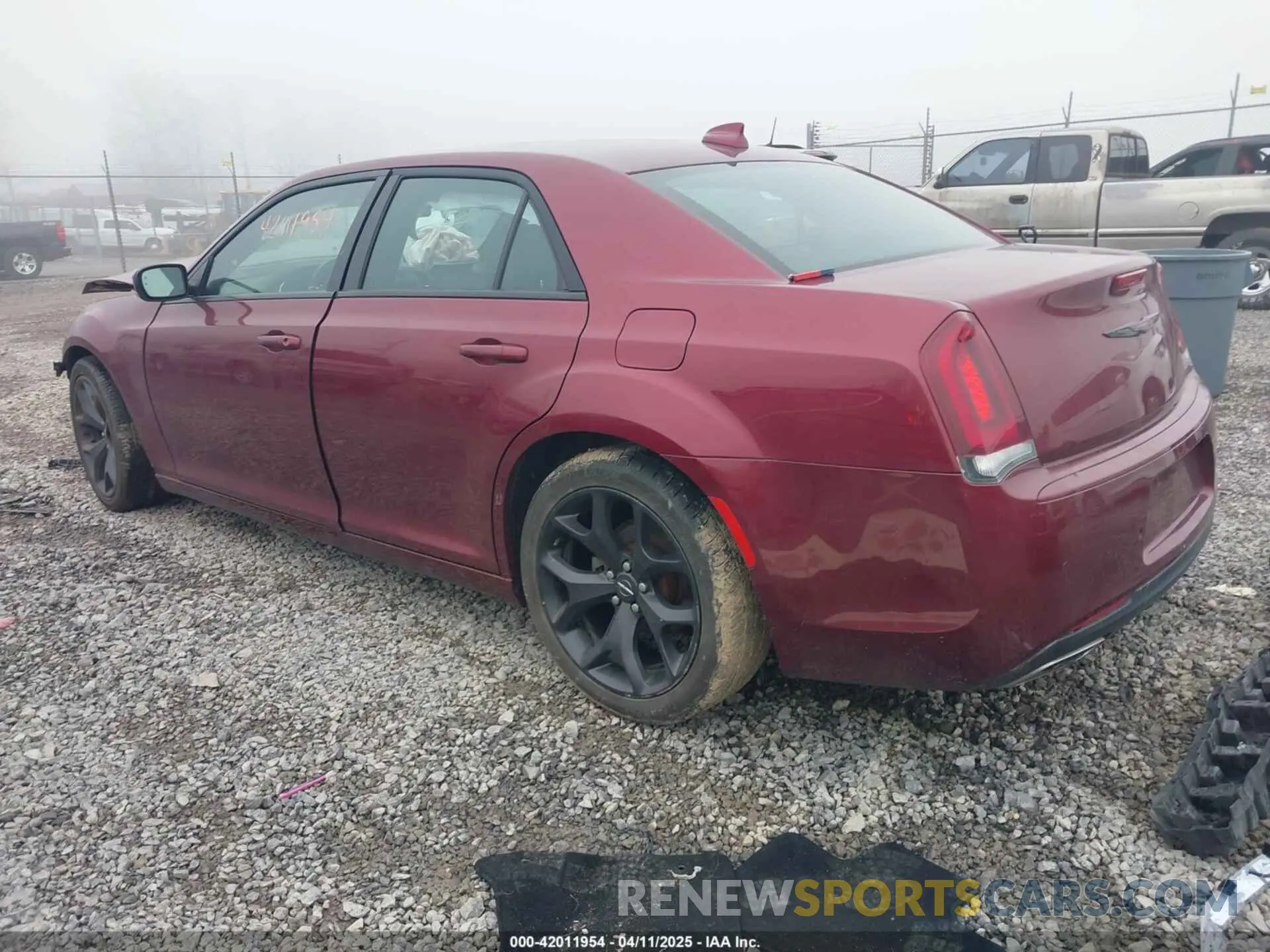 3 Фотография поврежденного автомобиля 2C3CCABG0MH601189 CHRYSLER 300 2021