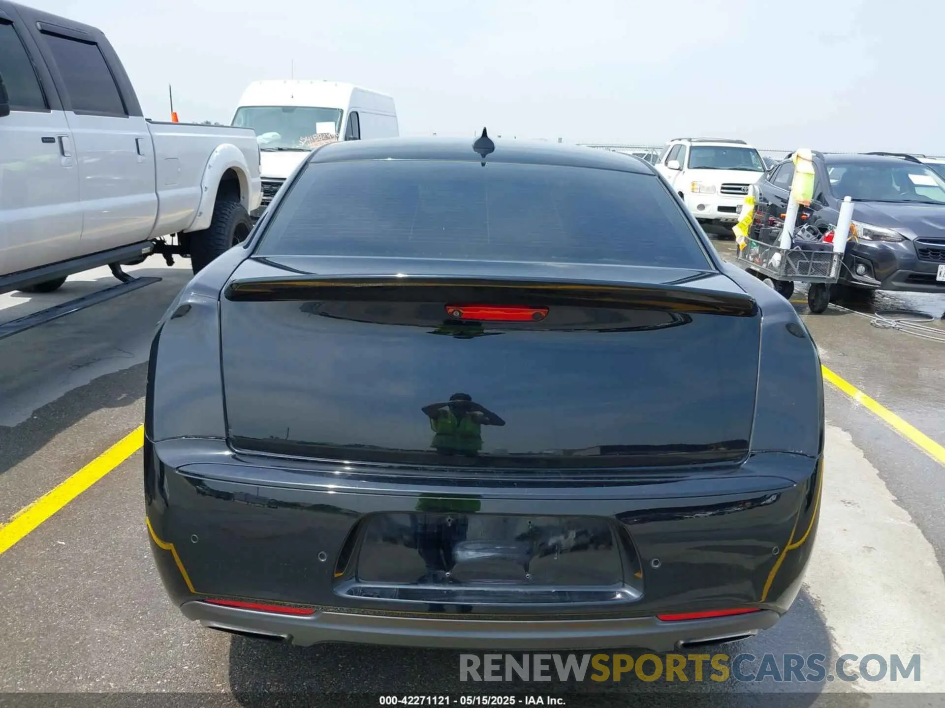 15 Photograph of a damaged car 2C3CCABG1MH520184 CHRYSLER 300 2021