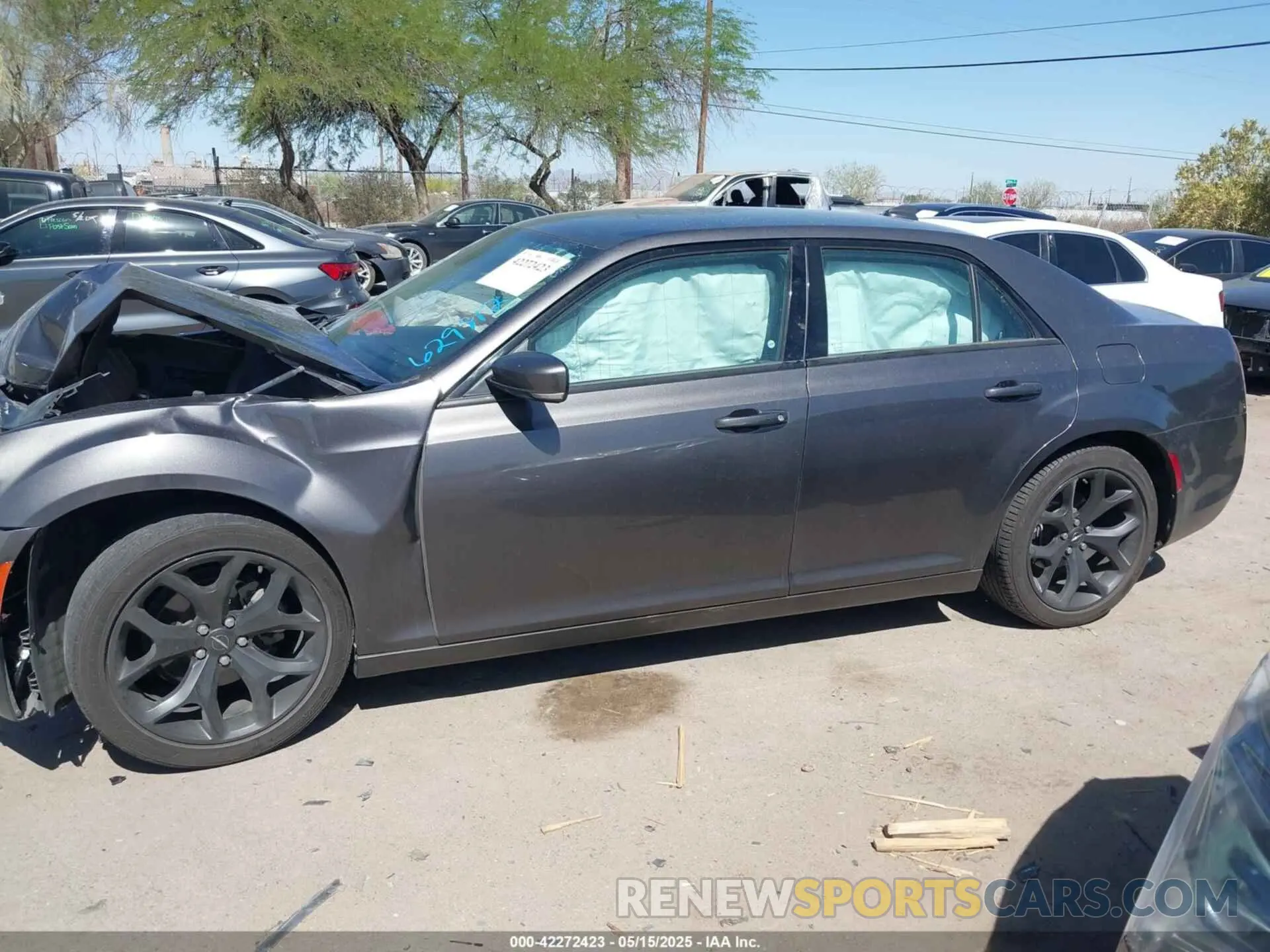 13 Фотография поврежденного автомобиля 2C3CCABG1MH629812 CHRYSLER 300 2021