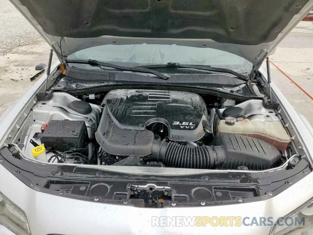 11 Фотография поврежденного автомобиля 2C3CCABG2MH545658 CHRYSLER 300 2021
