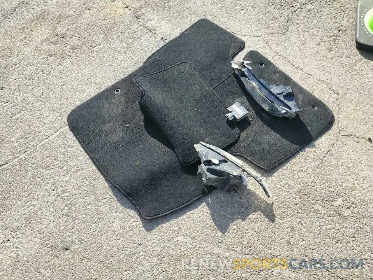 12 Photograph of a damaged car 2C3CCABG4MH525539 CHRYSLER 300 2021