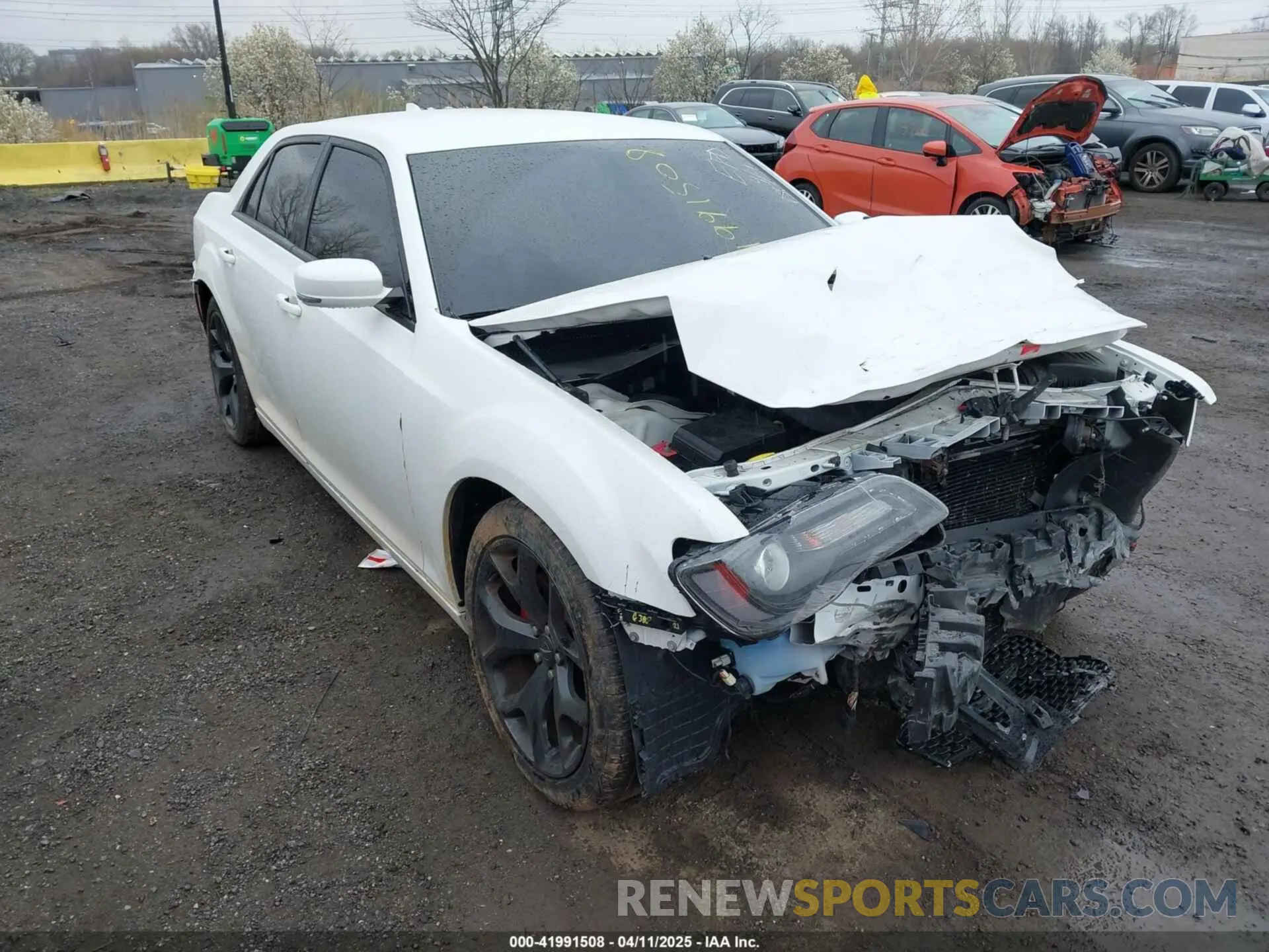 1 Фотография поврежденного автомобиля 2C3CCABG5MH532807 CHRYSLER 300 2021