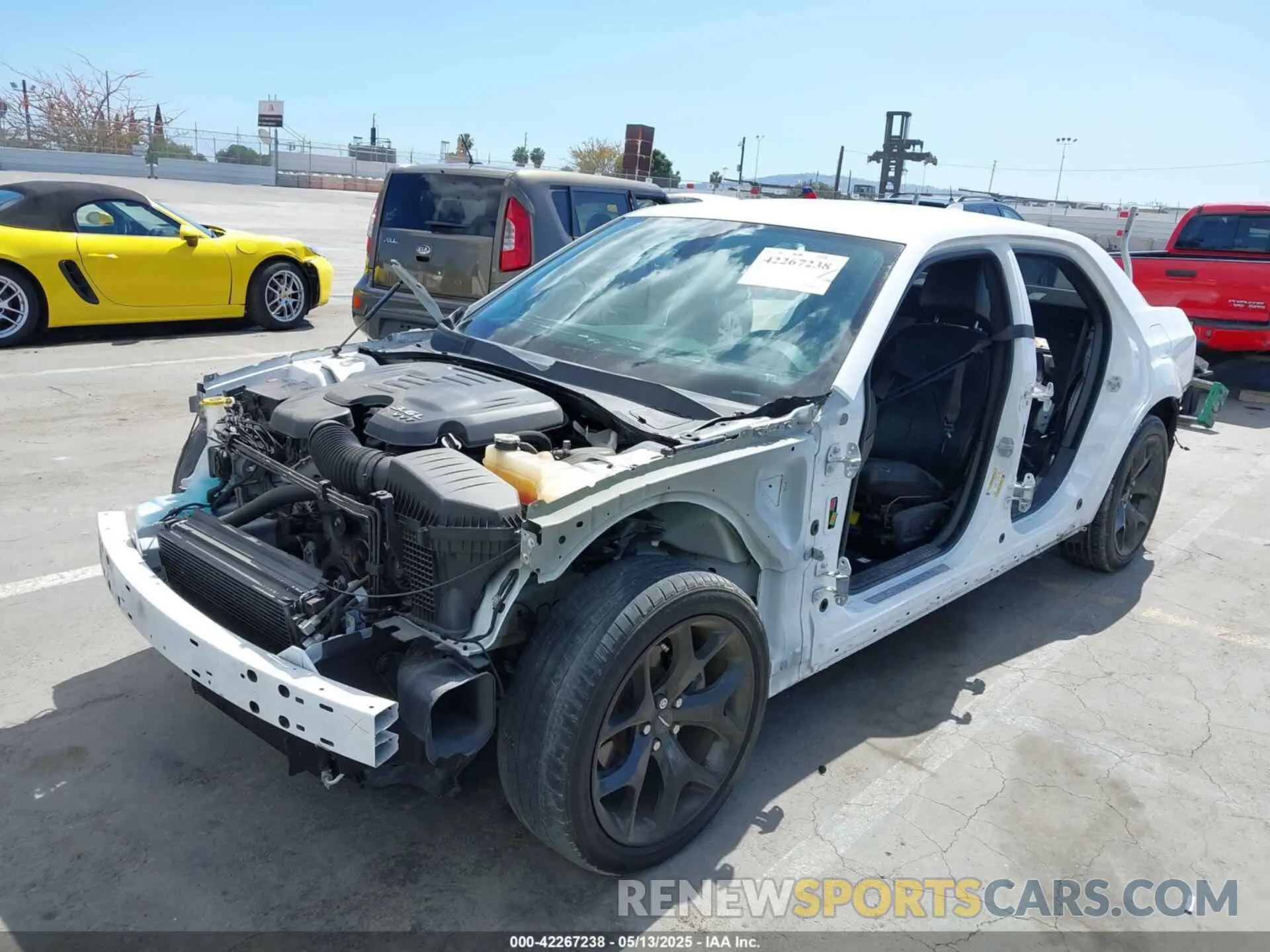 2 Фотография поврежденного автомобиля 2C3CCABG5MH620255 CHRYSLER 300 2021