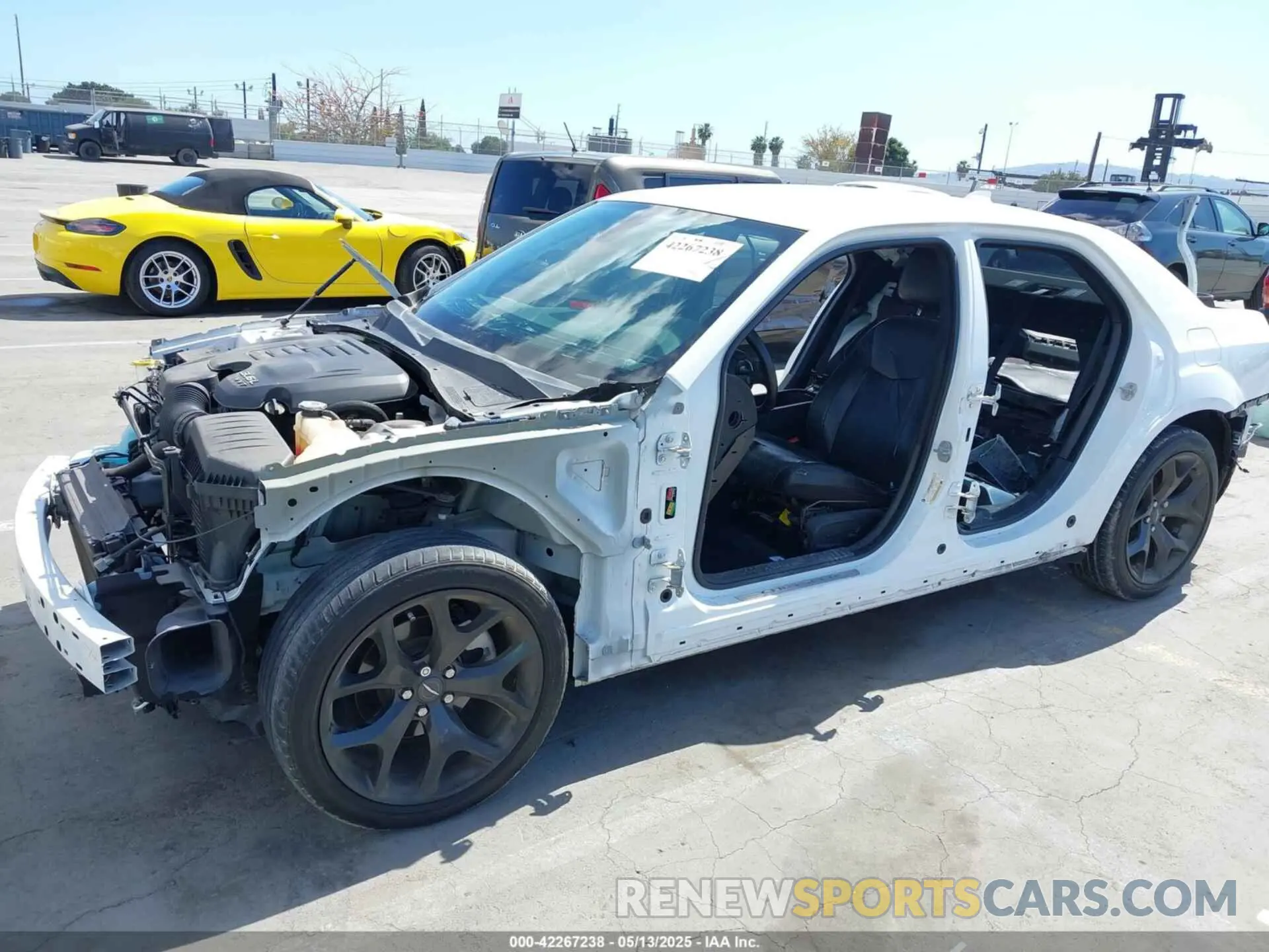 6 Фотография поврежденного автомобиля 2C3CCABG5MH620255 CHRYSLER 300 2021
