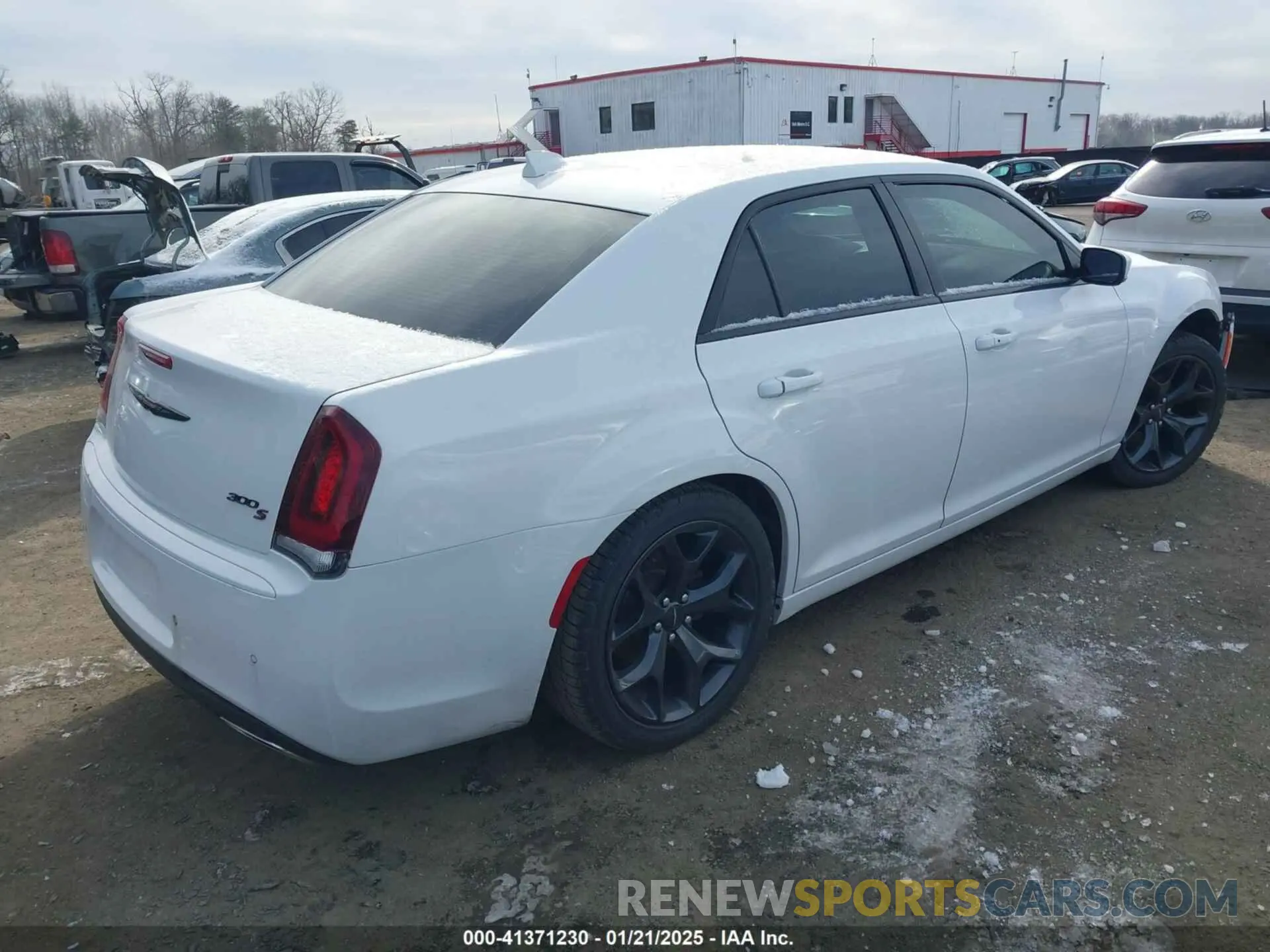 4 Photograph of a damaged car 2C3CCABG6MH523713 CHRYSLER 300 2021
