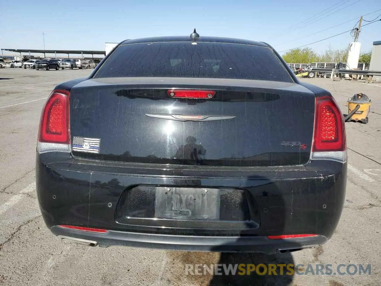 6 Photograph of a damaged car 2C3CCABG6MH554329 CHRYSLER 300 2021