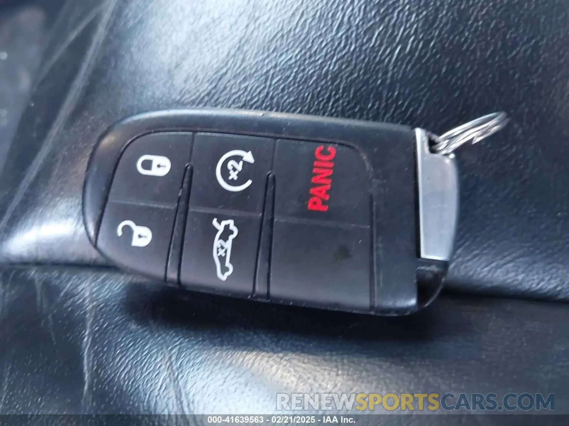11 Фотография поврежденного автомобиля 2C3CCABG6MH626419 CHRYSLER 300 2021