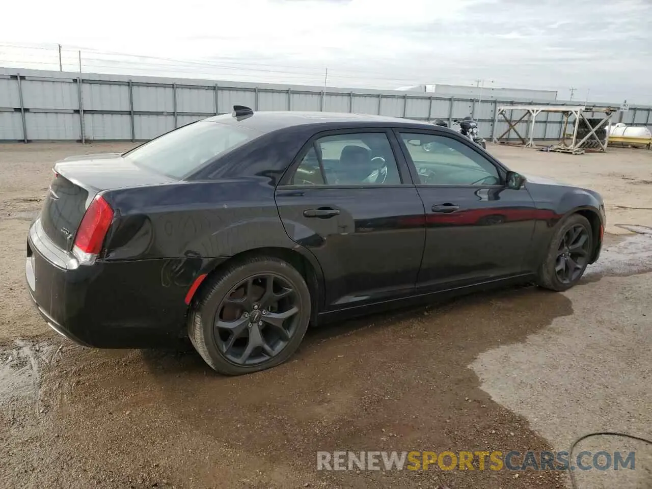 3 Фотография поврежденного автомобиля 2C3CCABG7MH537362 CHRYSLER 300 2021
