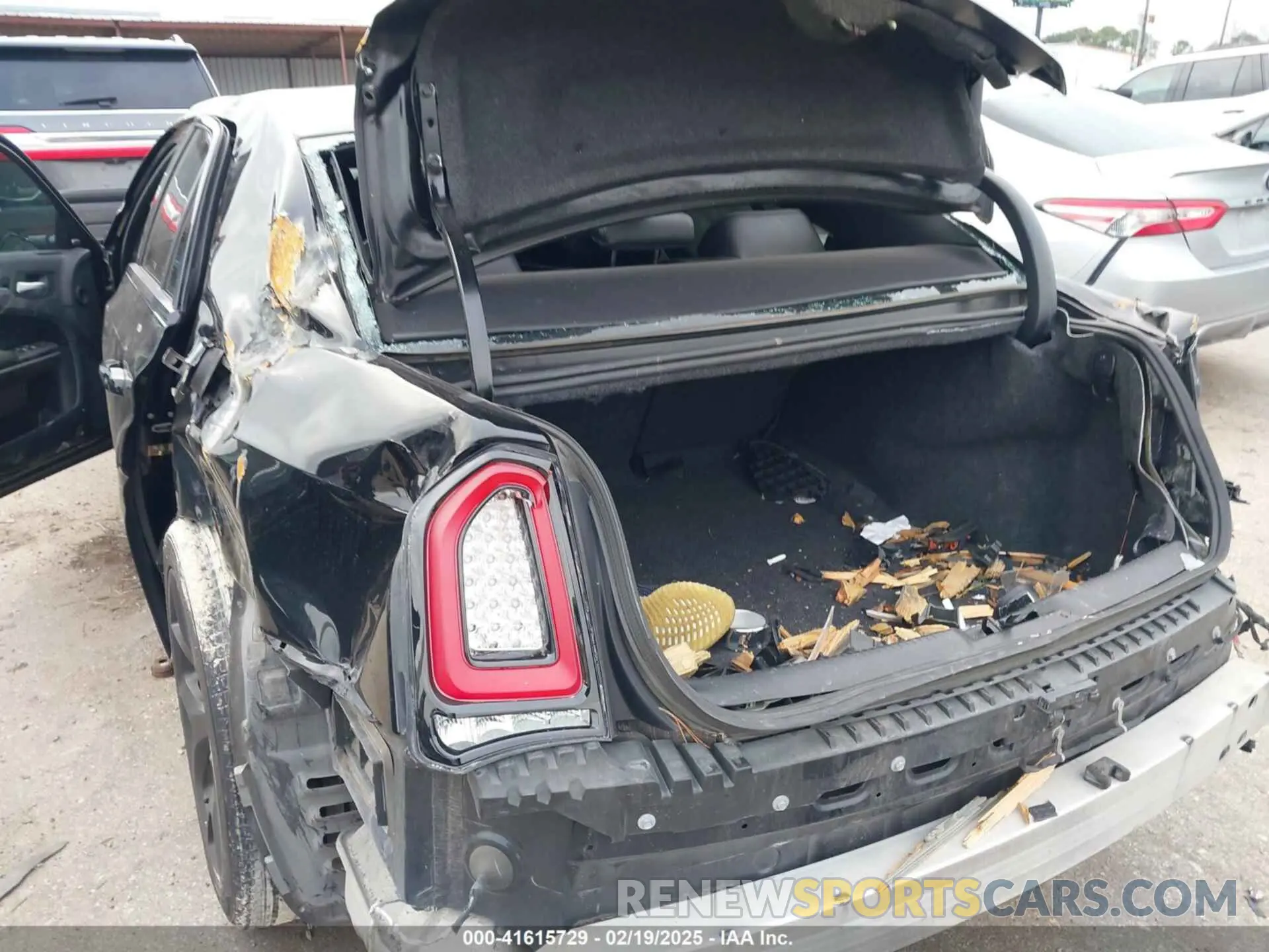 6 Photograph of a damaged car 2C3CCABG7MH545493 CHRYSLER 300 2021