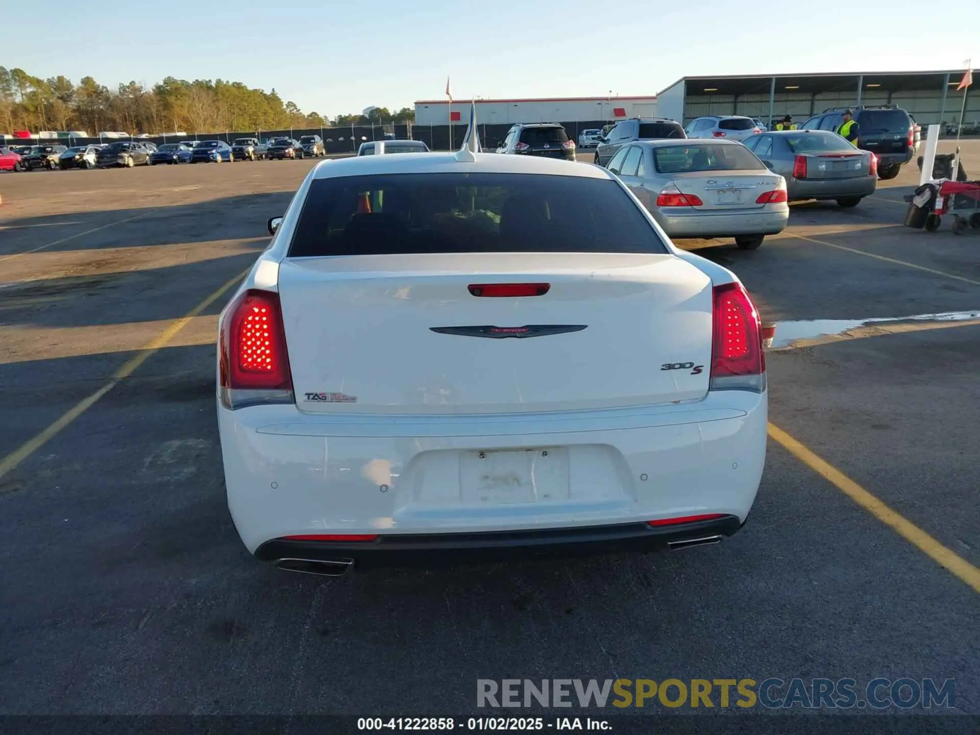 15 Photograph of a damaged car 2C3CCABG9MH545933 CHRYSLER 300 2021