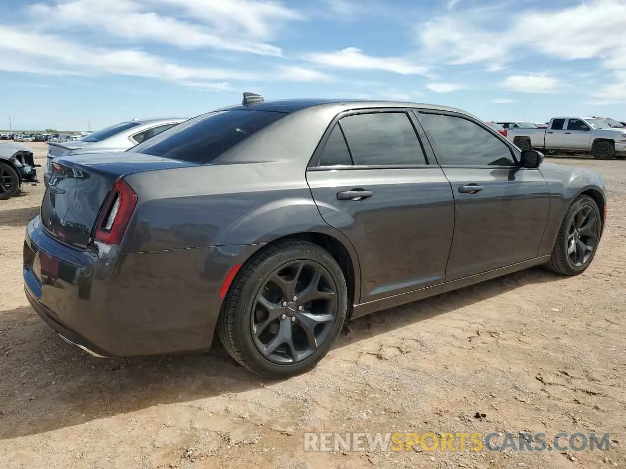 3 Фотография поврежденного автомобиля 2C3CCABGXMH541292 CHRYSLER 300 2021