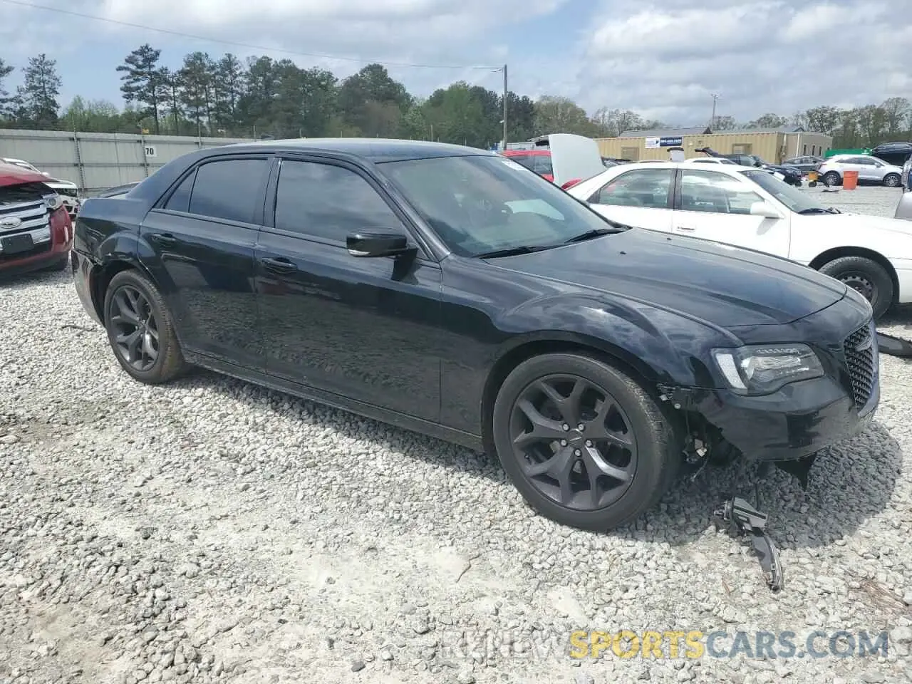4 Photograph of a damaged car 2C3CCABT2MH673511 CHRYSLER 300 2021