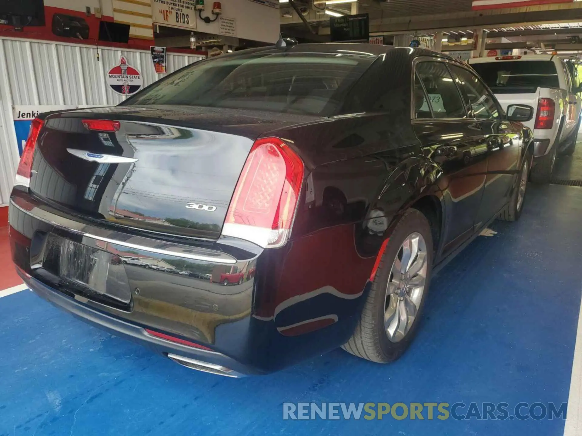1 Фотография поврежденного автомобиля 2C3CCARG0MH571021 CHRYSLER 300 2021