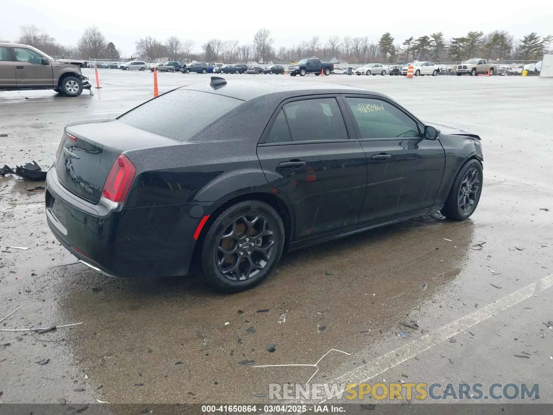 4 Фотография поврежденного автомобиля 2C3CCARGXMH576100 CHRYSLER 300 2021