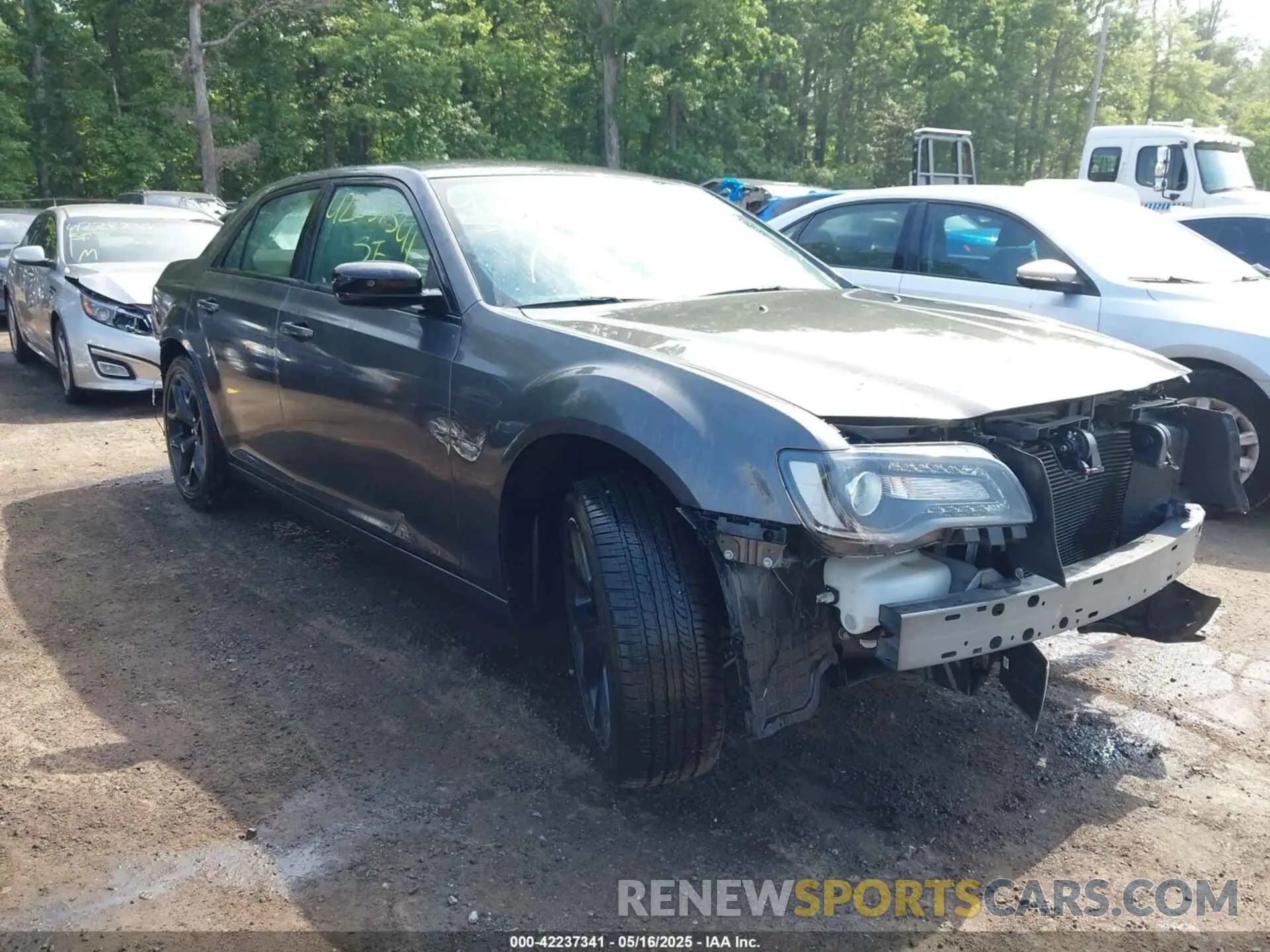 1 Фотография поврежденного автомобиля 2C3CCAAG3NH139519 CHRYSLER 300 2022