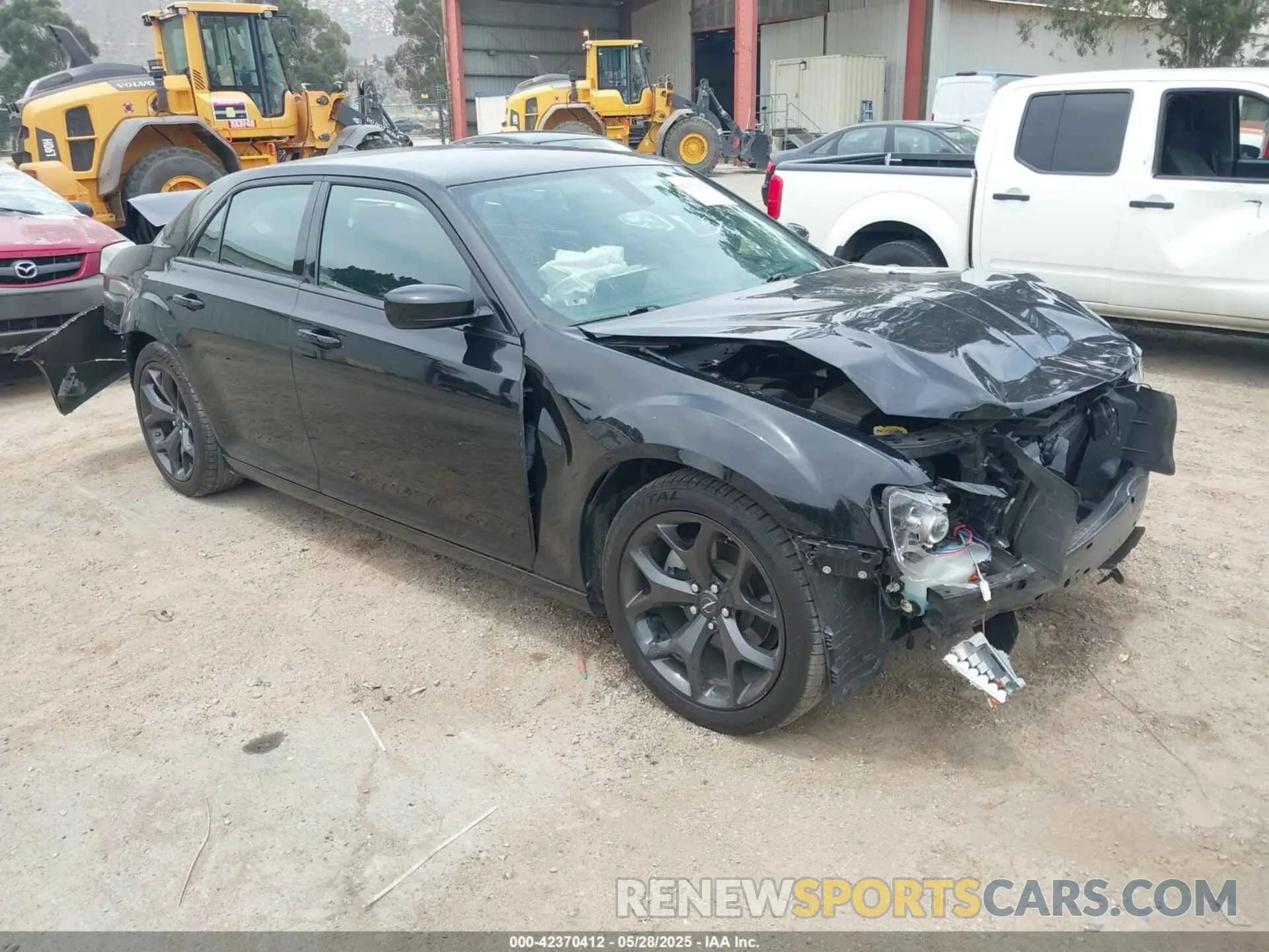 1 Photograph of a damaged car 2C3CCAAG5NH121068 CHRYSLER 300 2022