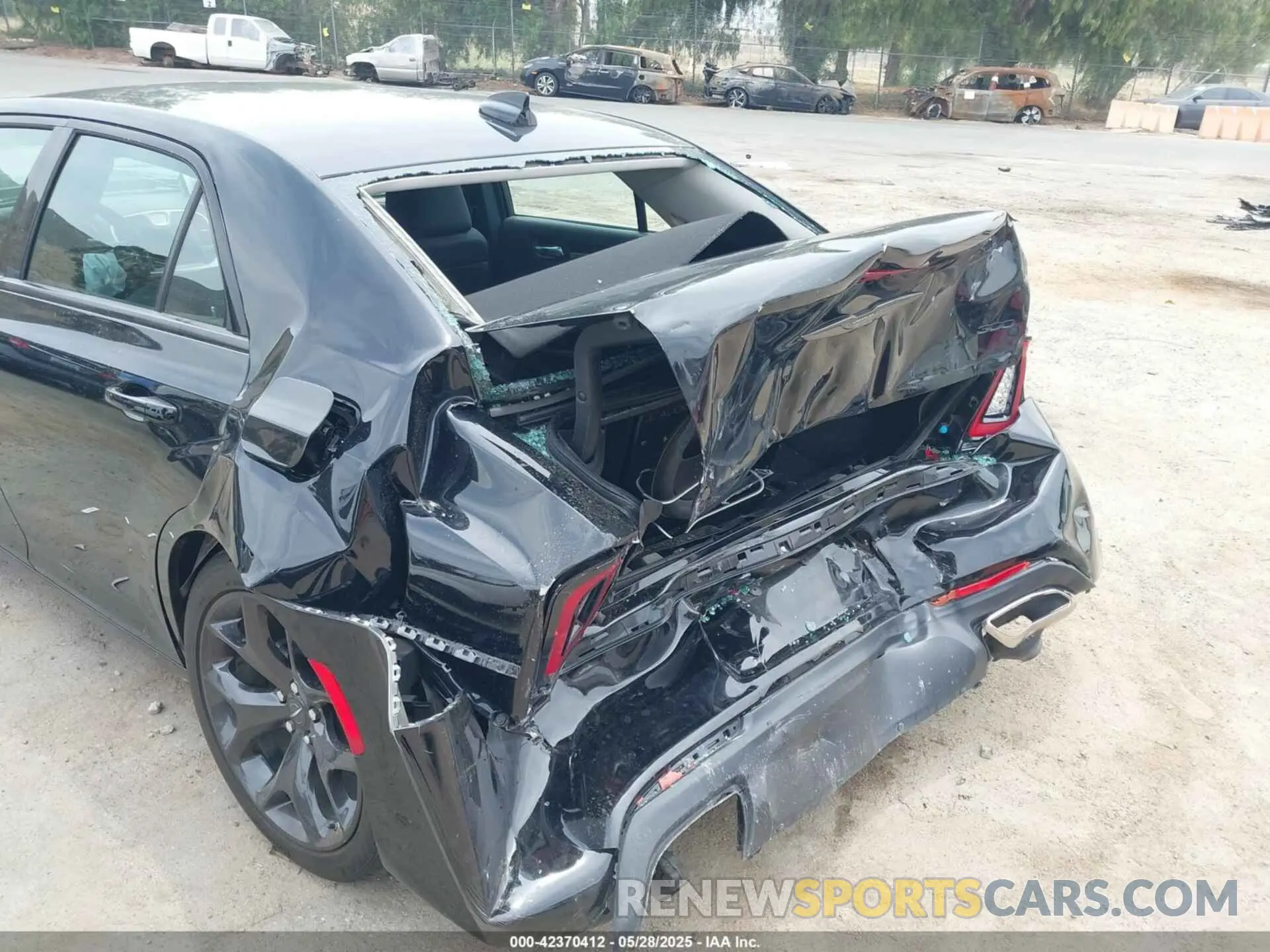 20 Photograph of a damaged car 2C3CCAAG5NH121068 CHRYSLER 300 2022