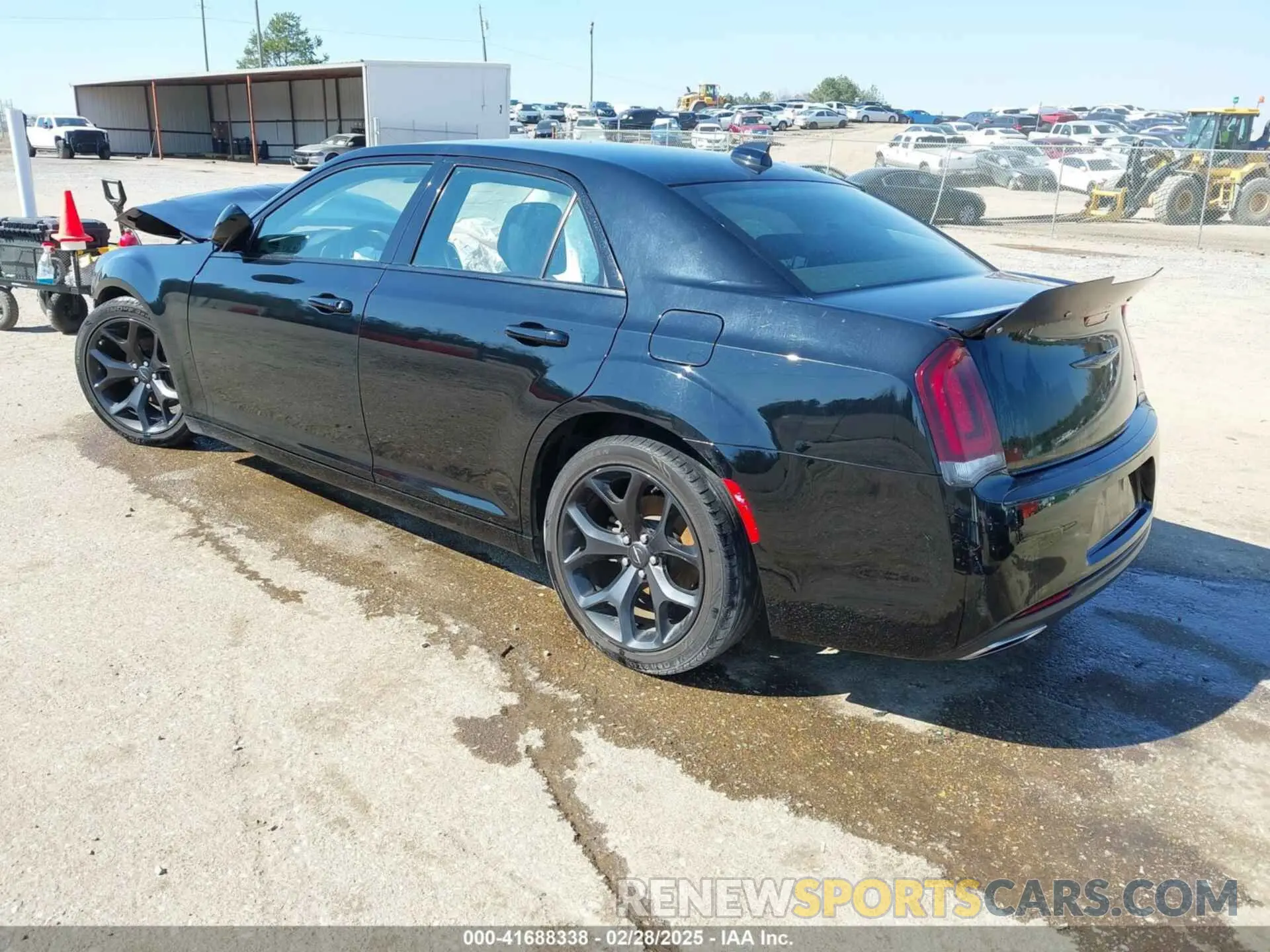 3 Фотография поврежденного автомобиля 2C3CCAAG7NH270808 CHRYSLER 300 2022
