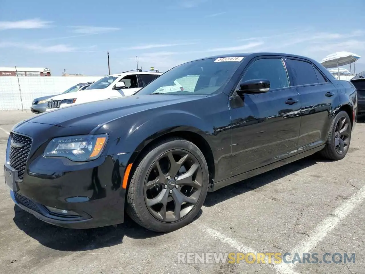 1 Фотография поврежденного автомобиля 2C3CCABG0NH232643 CHRYSLER 300 2022