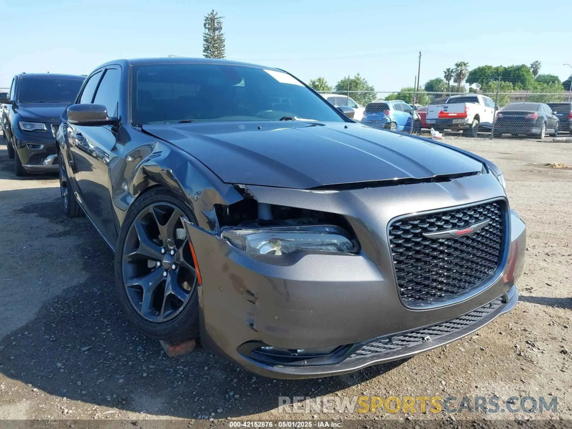 1 Фотография поврежденного автомобиля 2C3CCABG2NH123133 CHRYSLER 300 2022