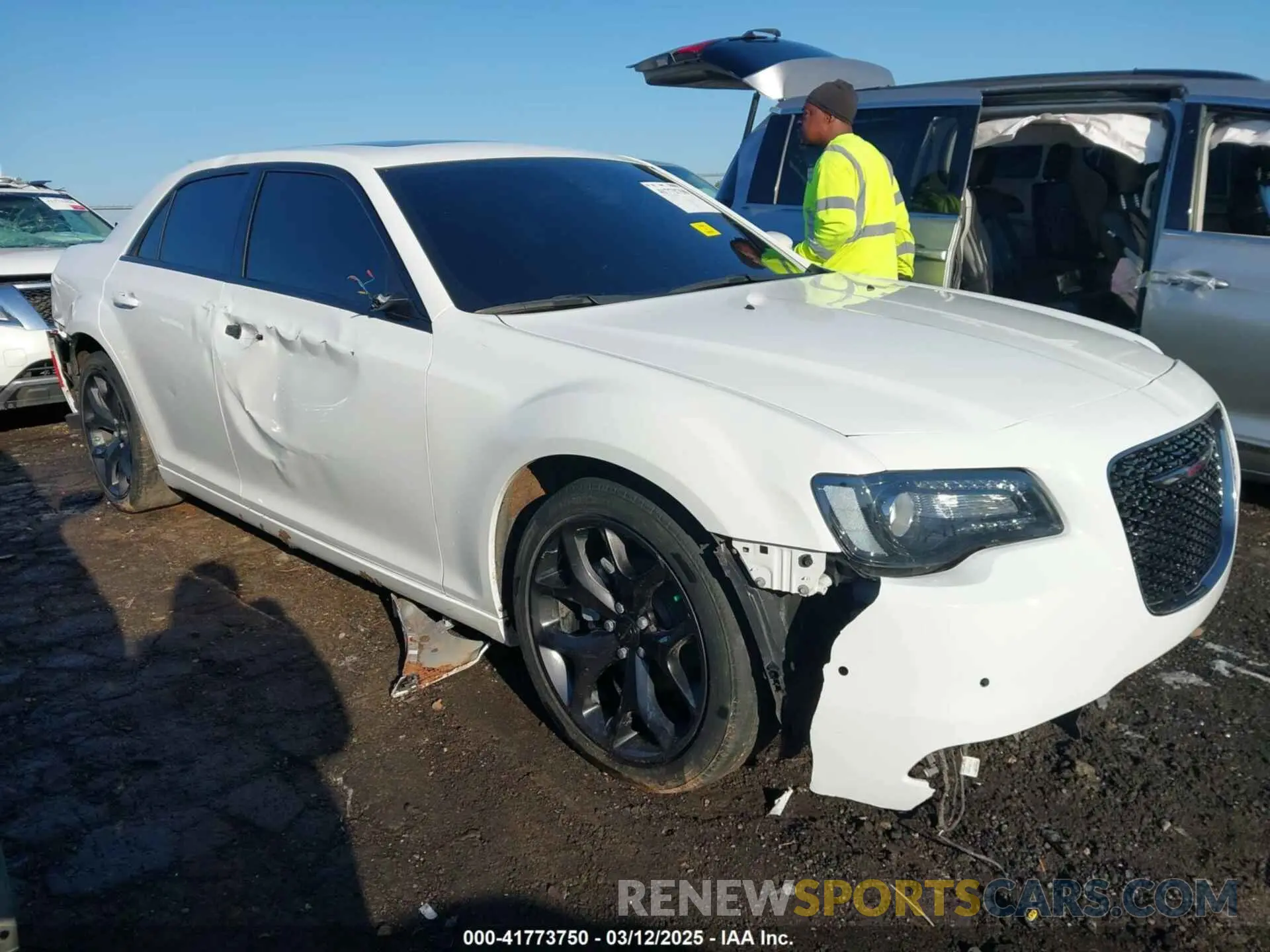 1 Photograph of a damaged car 2C3CCABG2NH167679 CHRYSLER 300 2022