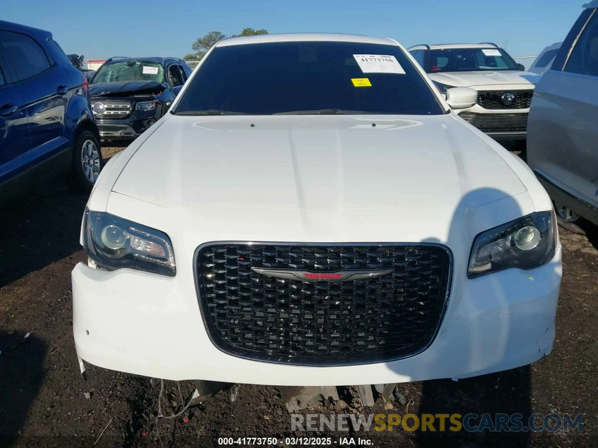13 Photograph of a damaged car 2C3CCABG2NH167679 CHRYSLER 300 2022