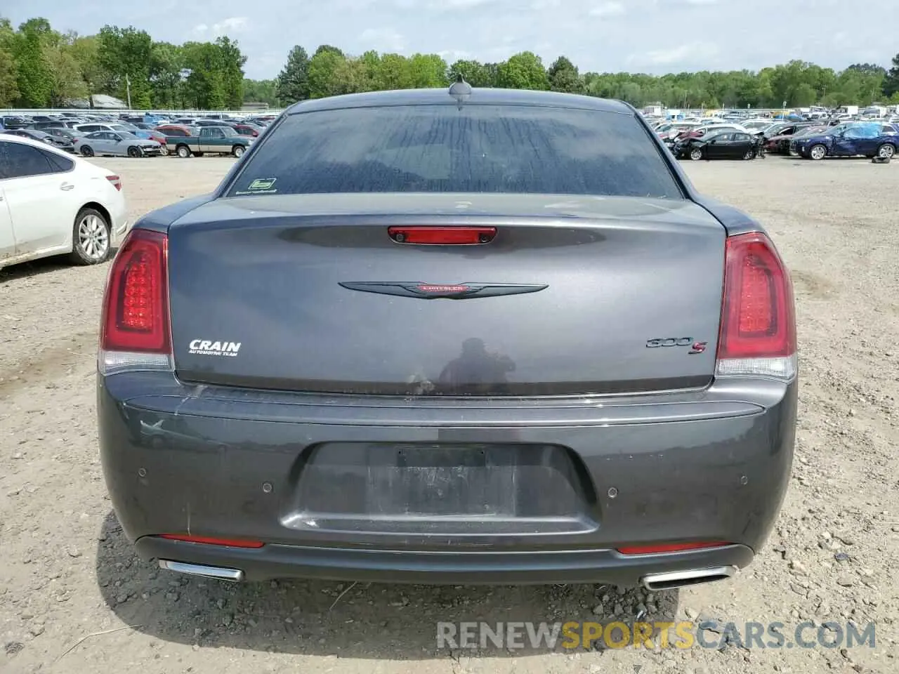 6 Photograph of a damaged car 2C3CCABG5NH154389 CHRYSLER 300 2022