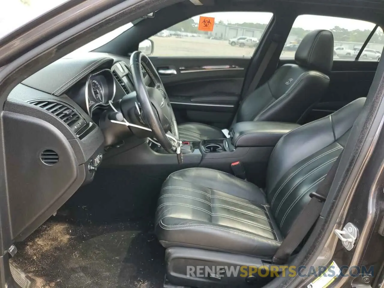 7 Photograph of a damaged car 2C3CCABG5NH154389 CHRYSLER 300 2022