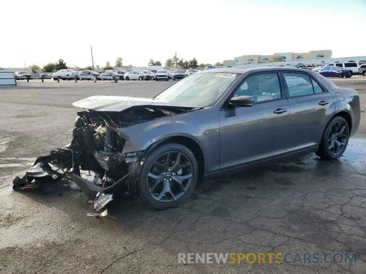 1 Фотография поврежденного автомобиля 2C3CCABG9NH256603 CHRYSLER 300 2022