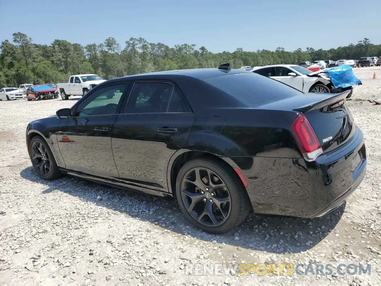 2 Photograph of a damaged car 2C3CCABT9NH178952 CHRYSLER 300 2022