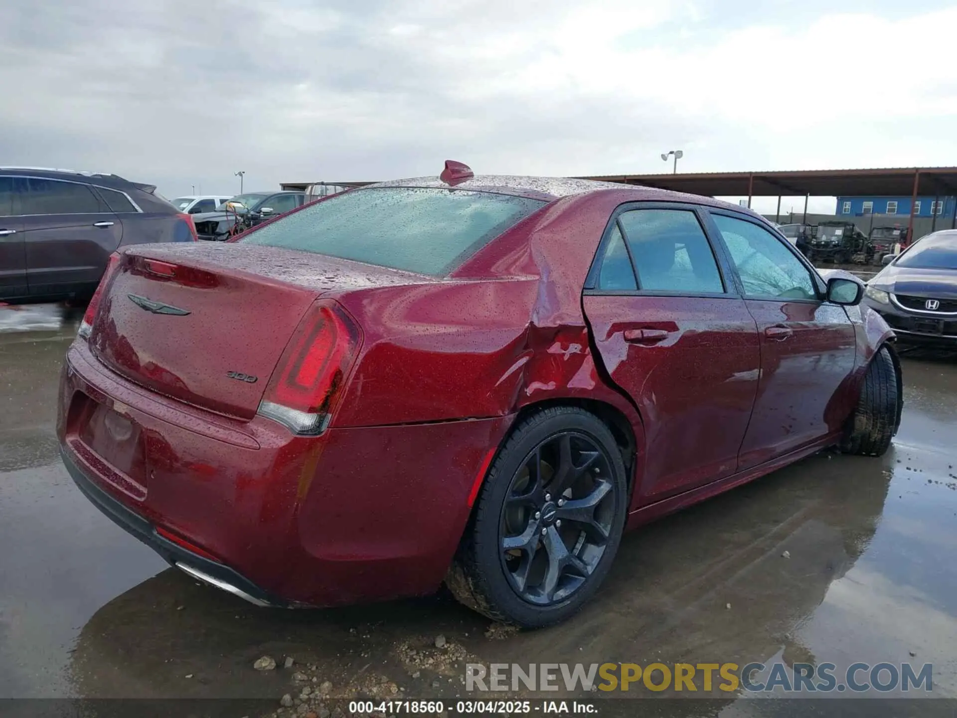 4 Фотография поврежденного автомобиля 2C3CCADG0NH221834 CHRYSLER 300 2022