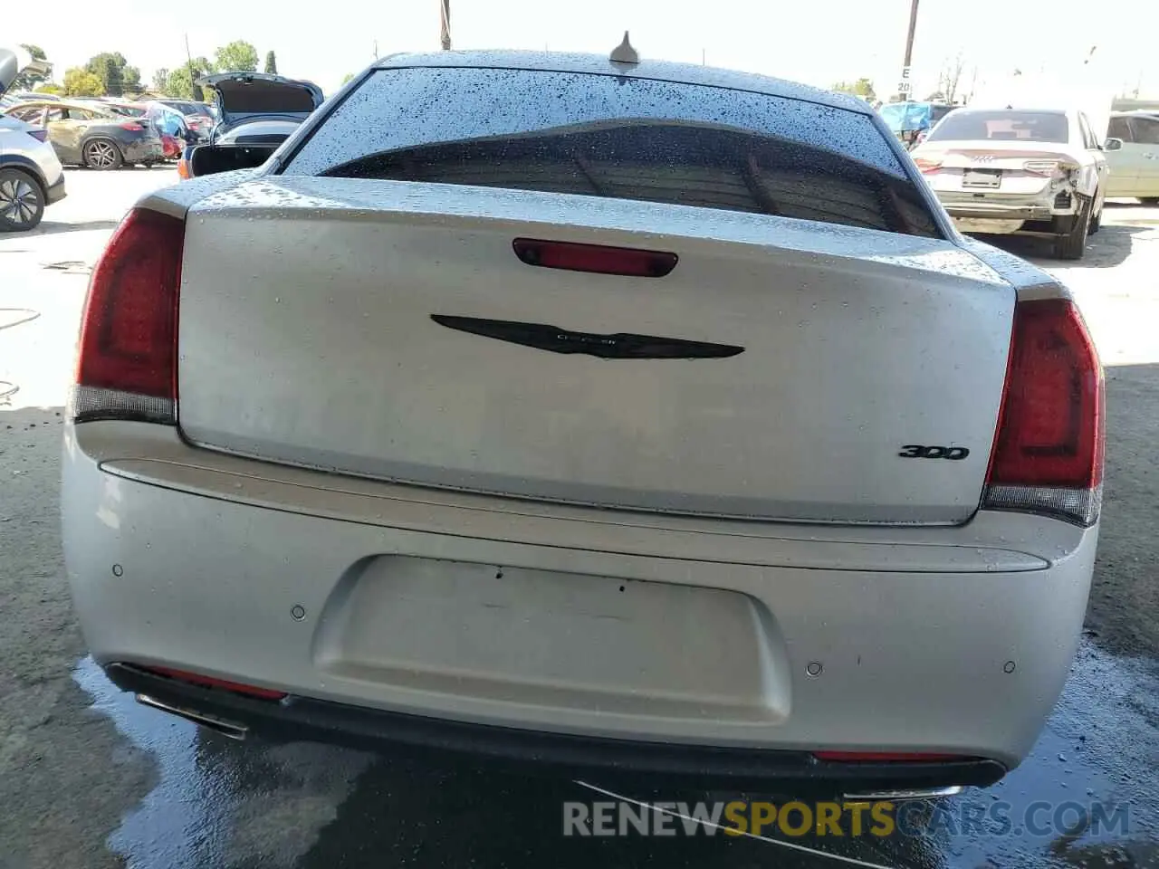 6 Photograph of a damaged car 2C3CCADG1NH116171 CHRYSLER 300 2022