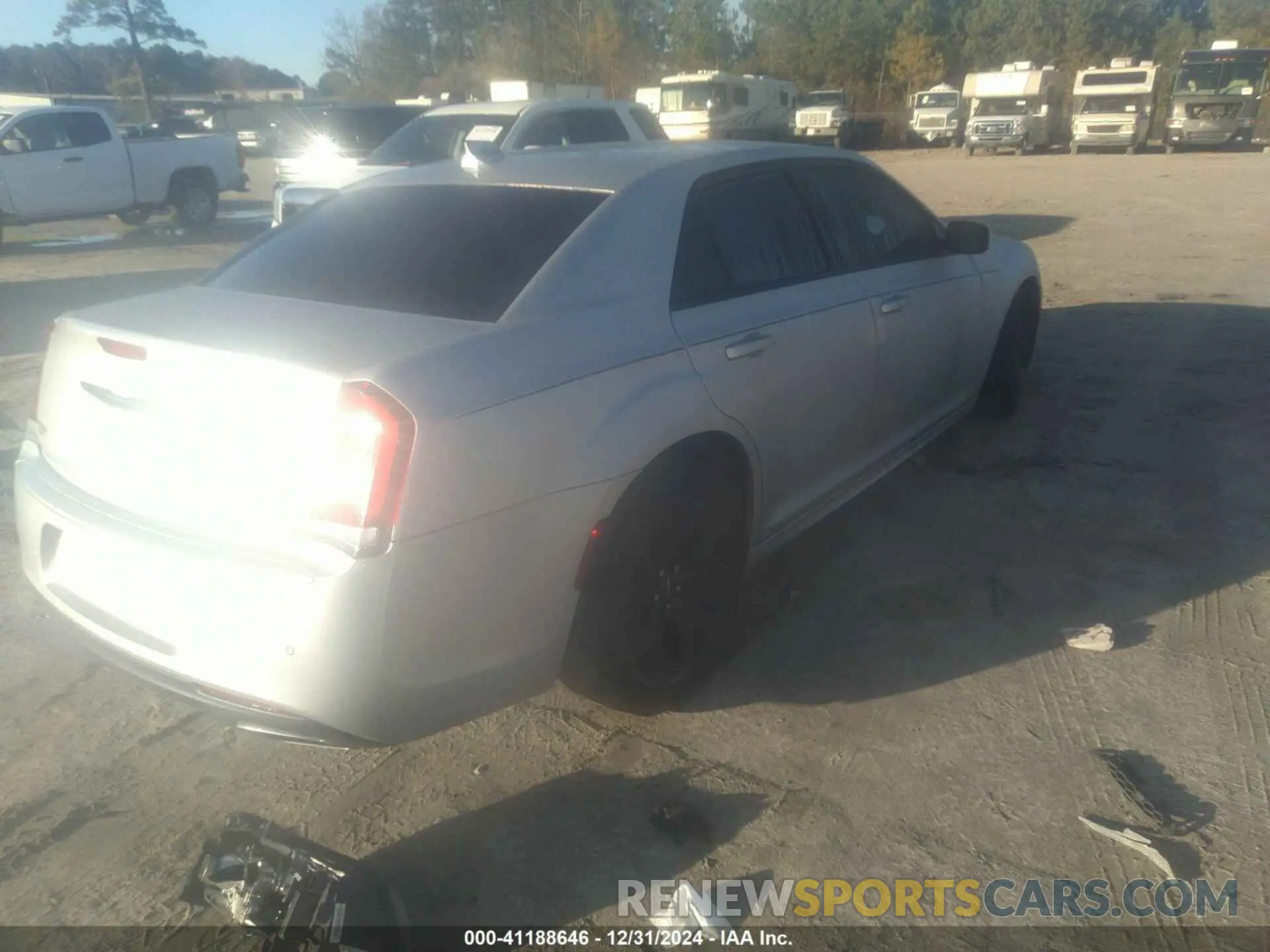4 Фотография поврежденного автомобиля 2C3CCADG4NH163145 CHRYSLER 300 2022