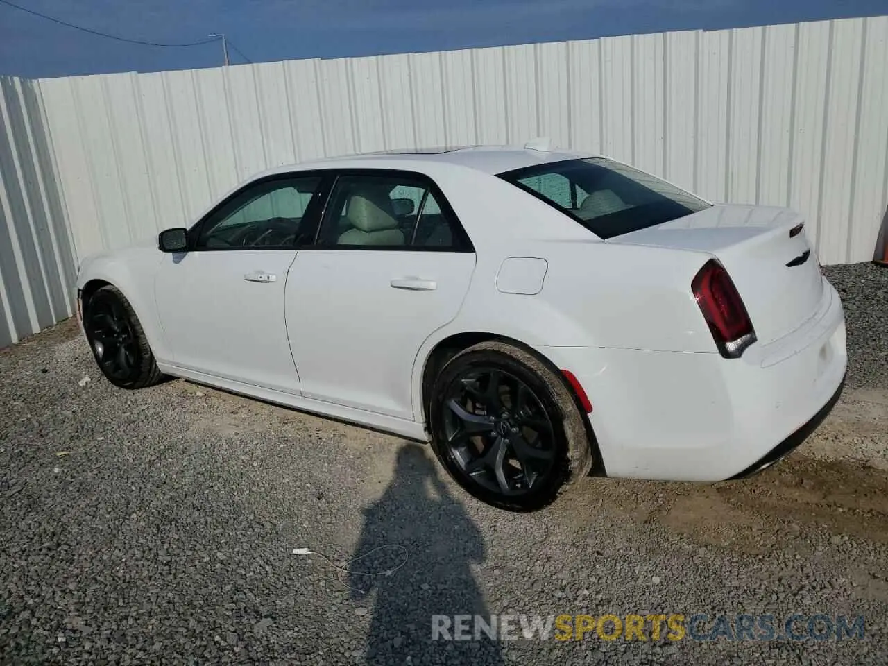 2 Photograph of a damaged car 2C3CCADG9NH232878 CHRYSLER 300 2022