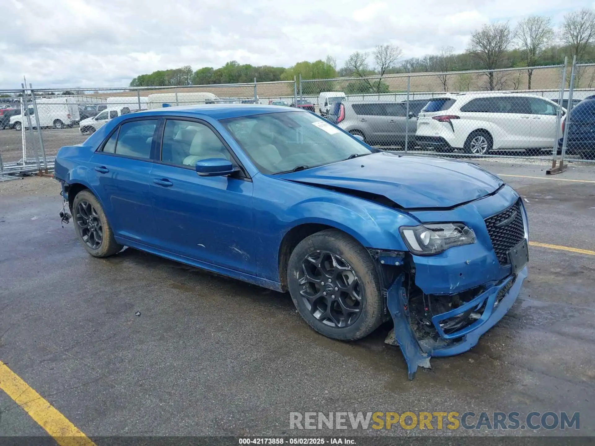 1 Фотография поврежденного автомобиля 2C3CCASG7NH134595 CHRYSLER 300 2022