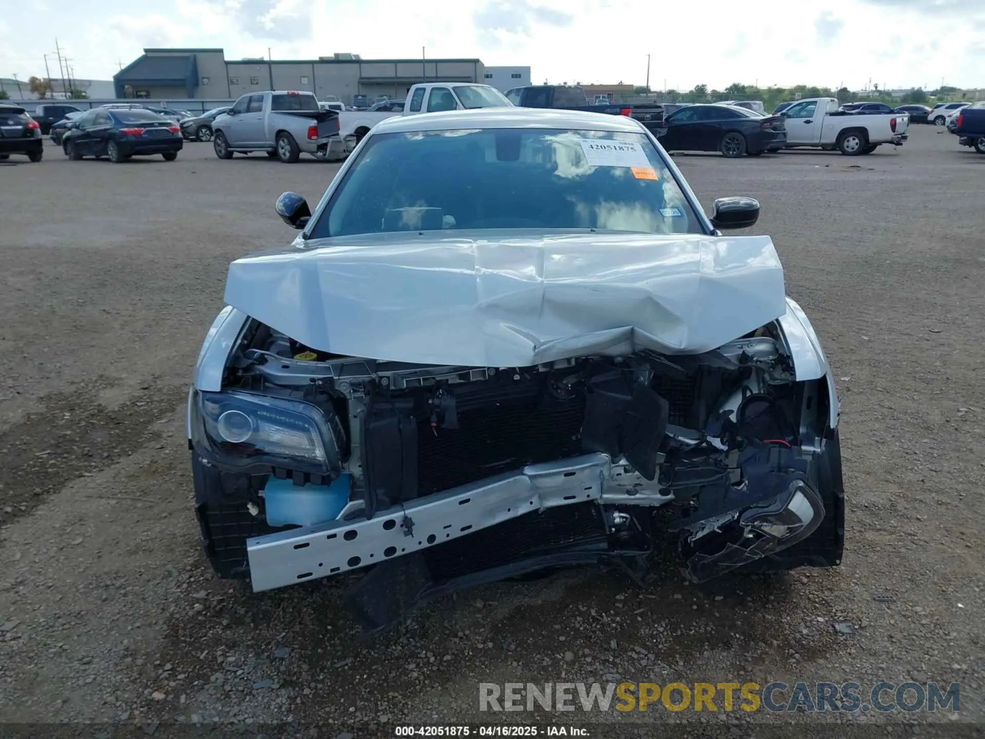 11 Фотография поврежденного автомобиля 2C3CCAAG4PH577453 CHRYSLER 300 2023