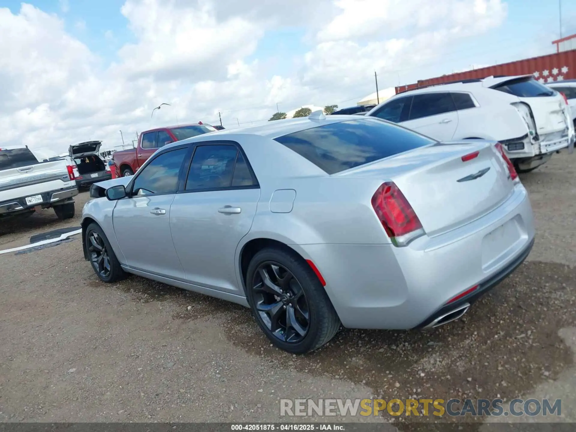 13 Фотография поврежденного автомобиля 2C3CCAAG4PH577453 CHRYSLER 300 2023