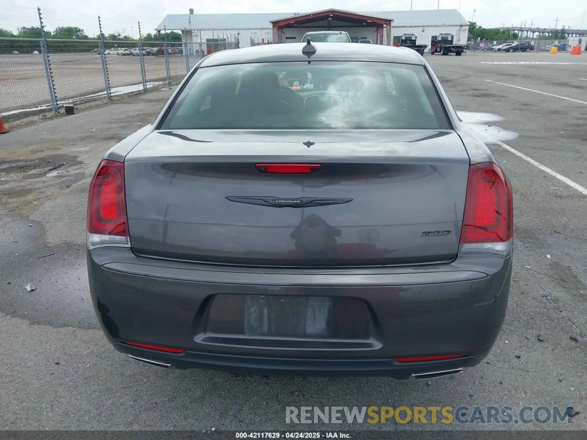 15 Фотография поврежденного автомобиля 2C3CCAAG5PH548947 CHRYSLER 300 2023
