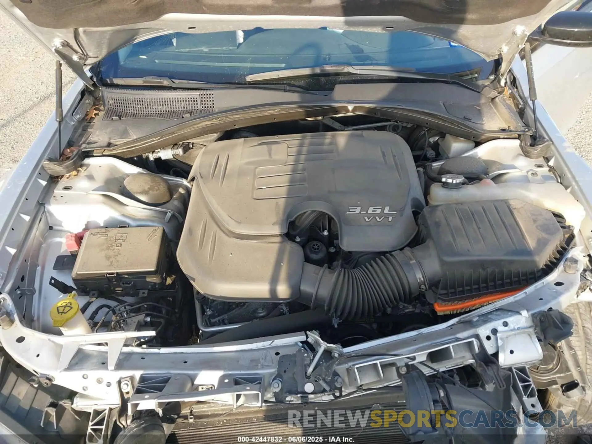 10 Фотография поврежденного автомобиля 2C3CCAAG6PH537925 CHRYSLER 300 2023
