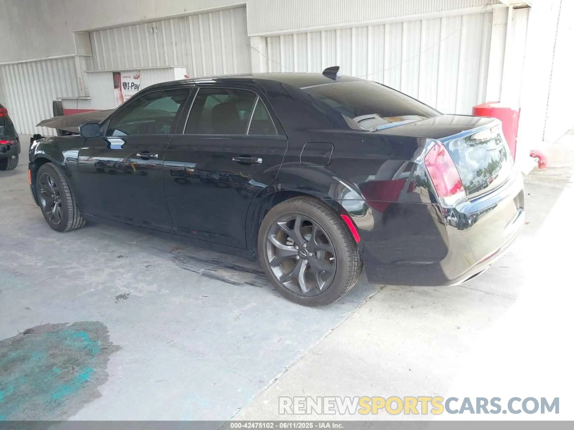 3 Photograph of a damaged car 2C3CCAAG7PH661833 CHRYSLER 300 2023
