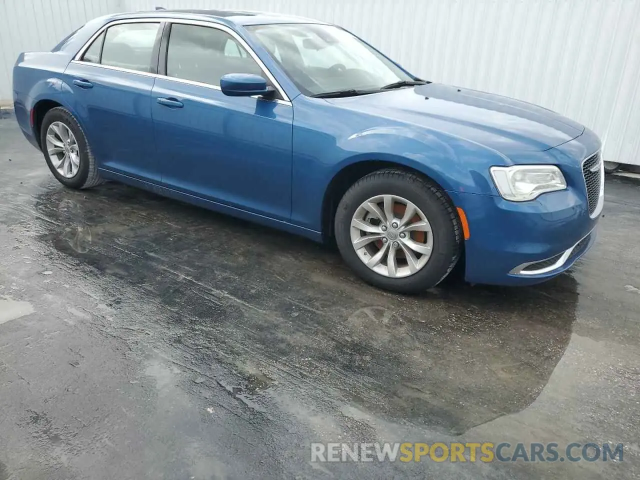 4 Фотография поврежденного автомобиля 2C3CCAAG7PH684089 CHRYSLER 300 2023